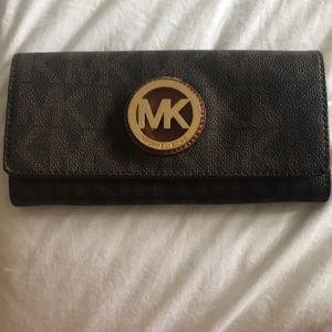 Michael Kors wallet